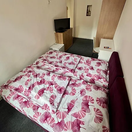 Explorer - The Couple's Corner * Saraievo